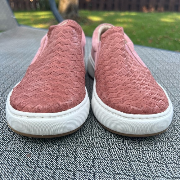 Söfft Waney Platform Slip-On Sneaker (Women) Size 8 color: Desert Rose - Picture 6 of 16
